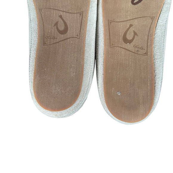 OLUKAI Nohea Shearling-Lined Nubuck Suede Slipper in pale grey - Picture 7 of 9